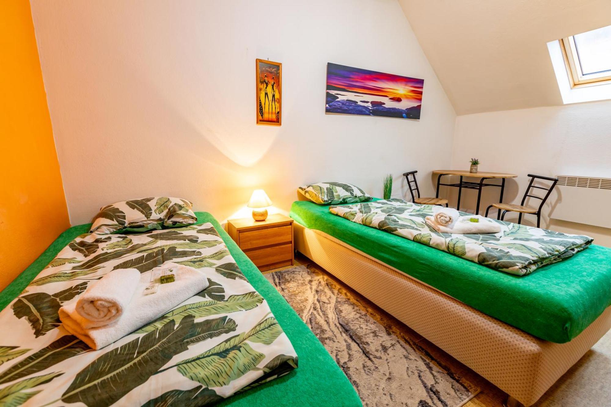 Country Saloon 3*